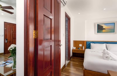 Rent a chic, furnished apartment near the beach, Da Nang, Vietnam