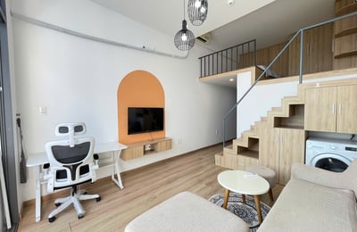 Rent a unique, furnished duplex apartment, Son Tra, Da Nang, Vietnam
