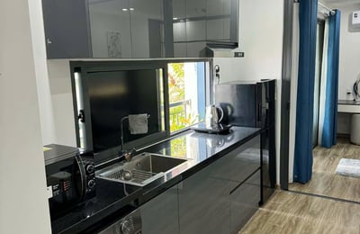 Rent a bright, furnished apartment, Ngu Hanh Son, Da Nang, Vietnam