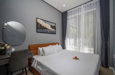 Rent a luxury, furnished apartment near the beach, Ngu Hanh Son, Da Nang, Vietnam