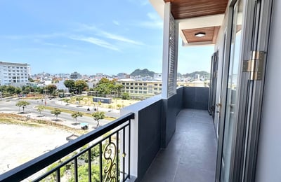 Rent of a modern, spacious 2-bedroom apartment near the beach, Da Nang, Vietnam