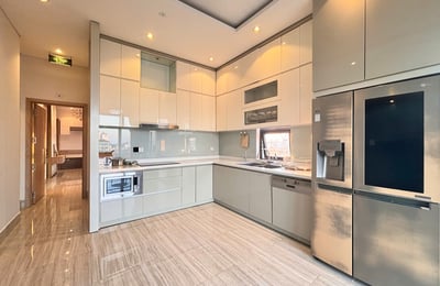 Rent a modern penthouse apartment, Son Tra, Da Nang, Vietnam