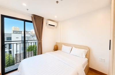Rent a new, bright apartment near the beach, Ngu Hanh Son, Da Nang, Vietnam
