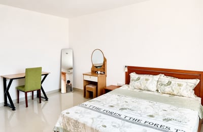 Cozy, furnished apartment for rent near the beach, Da Nang
