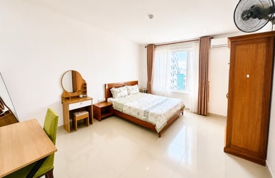 Cozy, furnished apartment for rent near the beach, Da Nang