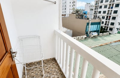 Cozy, furnished apartment for rent near the beach, Da Nang