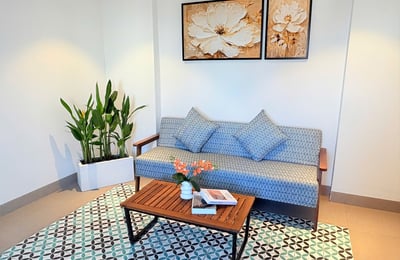 Bright Elegant Apartment for Rent Near the Beach, Da Nang, Vietnam