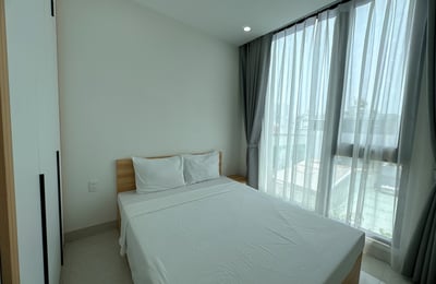 Moderne 2-Zimmer-Wohnung zur Miete, Bezirk Ngu Hanh Son, Da Nang, Vietnam
