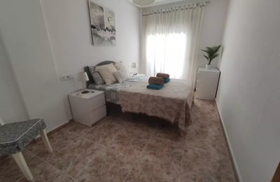Alquiler a Largo Plazo con Empadronamiento en Cabo Roig, Orihuela – 2 Habitaciones