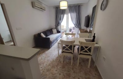 Alquiler a Largo Plazo con Empadronamiento en Cabo Roig, Orihuela – 2 Habitaciones