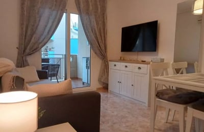 Alquiler a Largo Plazo con Empadronamiento en Cabo Roig, Orihuela – 2 Habitaciones