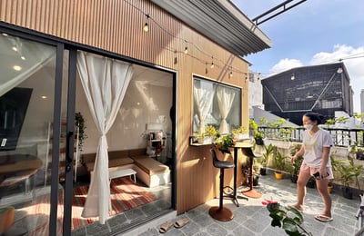 Bright, cozy penthouse for rent with garden balcony, Da Nang, Vietnam