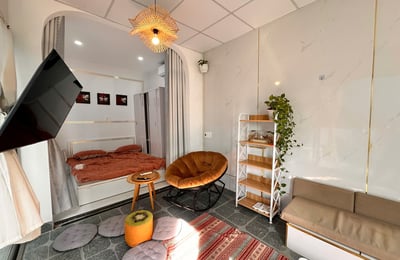 Bright, cozy penthouse for rent with garden balcony, Da Nang, Vietnam