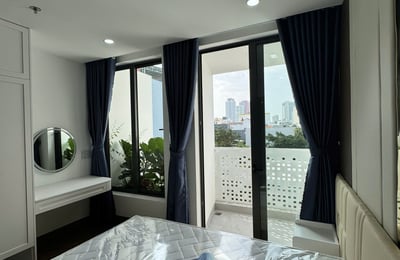 Rent a luxury 1-bedroom apartment near the beach, Son Tra, Da Nang, Vietnam