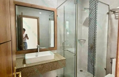 Appartement spacieux 100m² avec balcon à louer, Da Nang, Vietnam