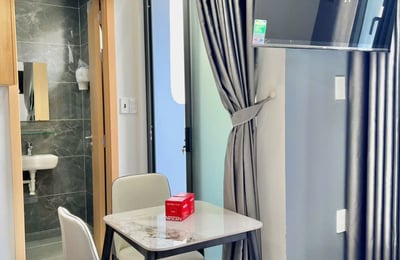Bright studio apartment with balcony for rent near the beach, Da Nang, Vietnam