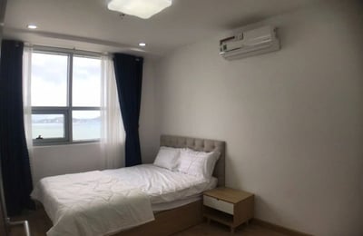 Mieten Sie eine gemütliche, möblierte 100 m² Wohnung im Blooming Tower, Da Nang