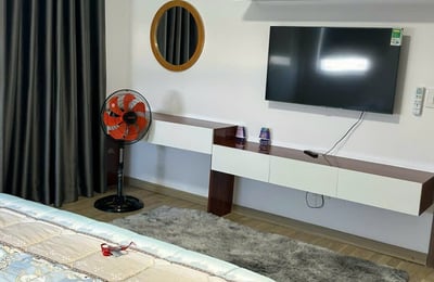 Alquiler de un apartamento confortable, 100 m², Blooming Tower, distrito de Hai Chau, Da Nang, Vietnam