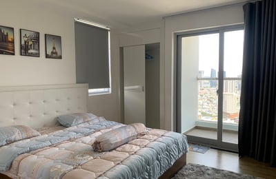 Alquiler de un apartamento confortable, 100 m², Blooming Tower, distrito de Hai Chau, Da Nang, Vietnam