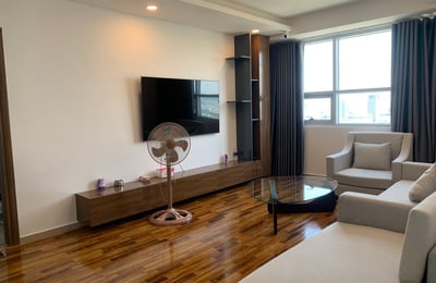 Alquiler de un apartamento confortable, 100 m², Blooming Tower, distrito de Hai Chau, Da Nang, Vietnam