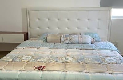 Alquiler de un apartamento confortable, 100 m², Blooming Tower, distrito de Hai Chau, Da Nang, Vietnam