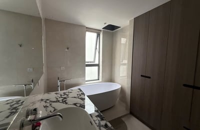 Alquiler de casa de élite y elegante con piscina y ascensor, Da Nang, Vietnam