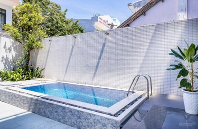 Modern, bright villa for rent with pool and garden, Da Nang, Vietnam