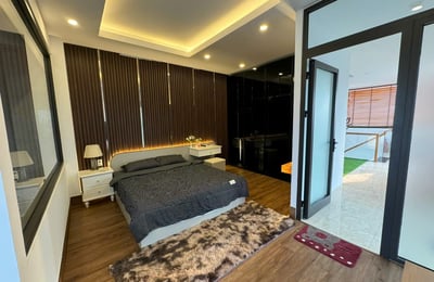 Location d'une maison moderne avec piscine proche de la mer, Da Nang, Vietnam