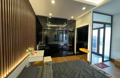 Location d'une maison moderne avec piscine proche de la mer, Da Nang, Vietnam