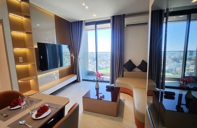 Modern Apartment 50m² for Rent Near the River, Da Nang, Vietnam