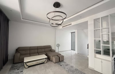 Luxuriöse und geräumige Villa zur Miete in der Premium-Wohnanlage Euro Village, Da Nang, Vietnam