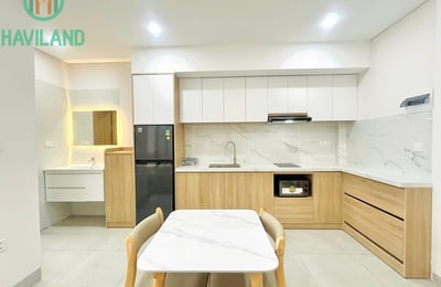 Alquiler a largo plazo de un apartamento luminoso con balcón espacioso, Da Nang, Vietnam
