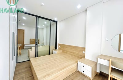 Alquiler a largo plazo de un apartamento luminoso con balcón espacioso, Da Nang, Vietnam
