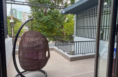 Langfristige Vermietung eines geräumigen neuen Hauses mit Blick auf den Park in Da Nang, Vietnam
