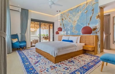 Alquiler a largo plazo de una villa espaciosa de 3 dormitorios en Indonesia, Kerobokan