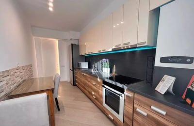 Alquiler a largo plazo de un apartamento de 2 habitaciones, 55 m², Bucarest, Rumanía