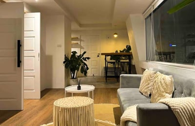 Location d'appartement élégant de 2 chambres dans le district de Silom, Bangkok, Thaïlande
