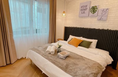 Alquiler de apartamento moderno de 2 dormitorios en el distrito de Phra Nakhon, Bangkok, Tailandia