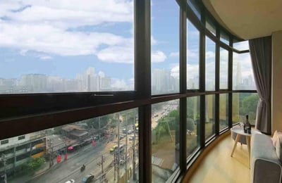 Spacious 2-bedroom apartment rental in Din Daeng district, Bangkok, Thailand