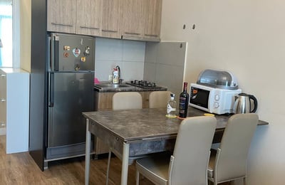 Möblierte 52 m² 2-Zimmer-Wohnung zur Miete, Batumi, Georgien