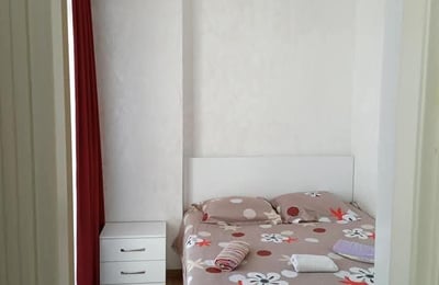 Comfortable, furnished 51 m² 2-bedroom apartment for rent, Batumi, Georgia