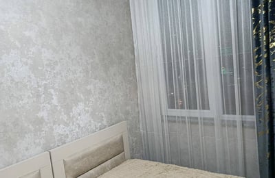 Location d’un appartement lumineux et meublé avec deux chambres, 74 m², Batoumi, Géorgie