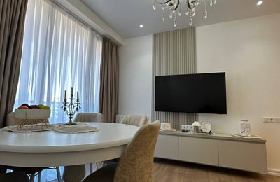 Alquiler de apartamento luminoso y cómodo, 55 m², Batumi, Georgia