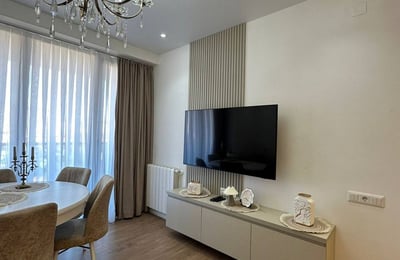 Alquiler de apartamento luminoso y cómodo, 55 m², Batumi, Georgia