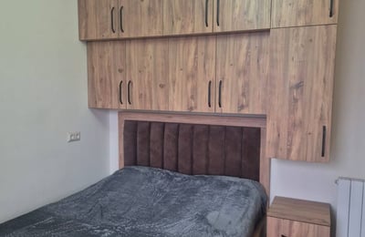 Appartement lumineux de 65 m² avec rénovation récente à louer à long terme à Batumi, Géorgie