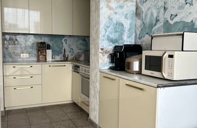 Уютная квартира 100 м² с просторной террасой в аренду на длительный срок, Батуми, Грузия