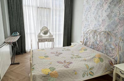 Bright furnished 85 m² apartment for rent in Batumi, Georgia