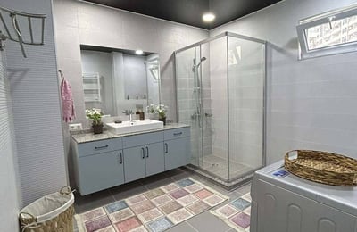 Spacious furnished 100 m² apartment for rent in Batumi, Georgia