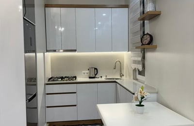 Moderne Wohnung 60 m² mit 2 Schlafzimmern zur Miete, Batumi, Georgien