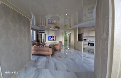 Просторная квартира 125 м² с видом на море в аренду, Батуми, Грузия